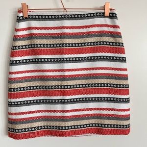 LOFT women’s skirt, size 4, barely worn. Zipper clasp in back